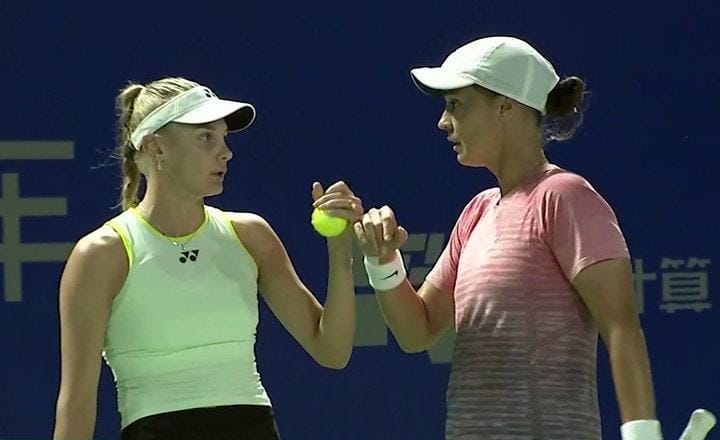 Yastremska and Kalinina Win in Doubles at Wuhan Tournament
